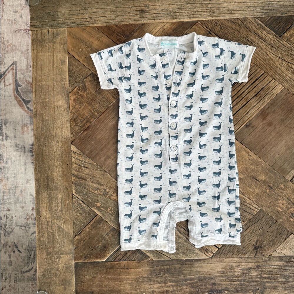 Feather Baby - Romper with Whale Print
